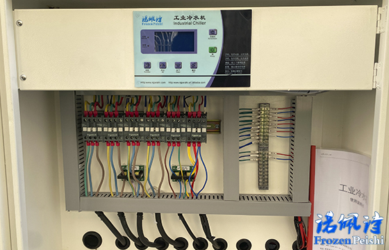 冷水機(jī)組使用什么類型的管道  冷水機(jī)管道零件選擇